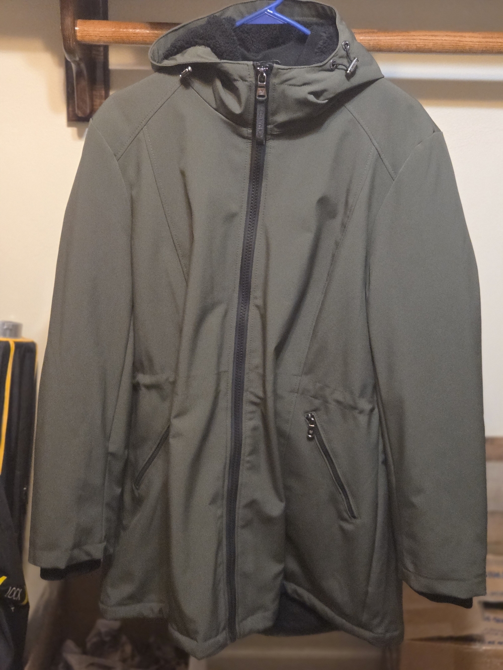 Womena Calvin Klein Olive Green Hooded Winter coat, NWOT